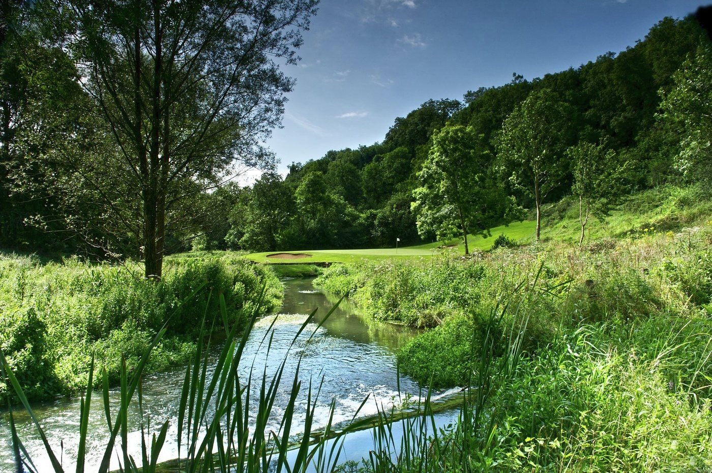 SWING INTO WINTER WITH AN EXCLUSIVE MEMBERSHIP AT THE MANOR HOUSE