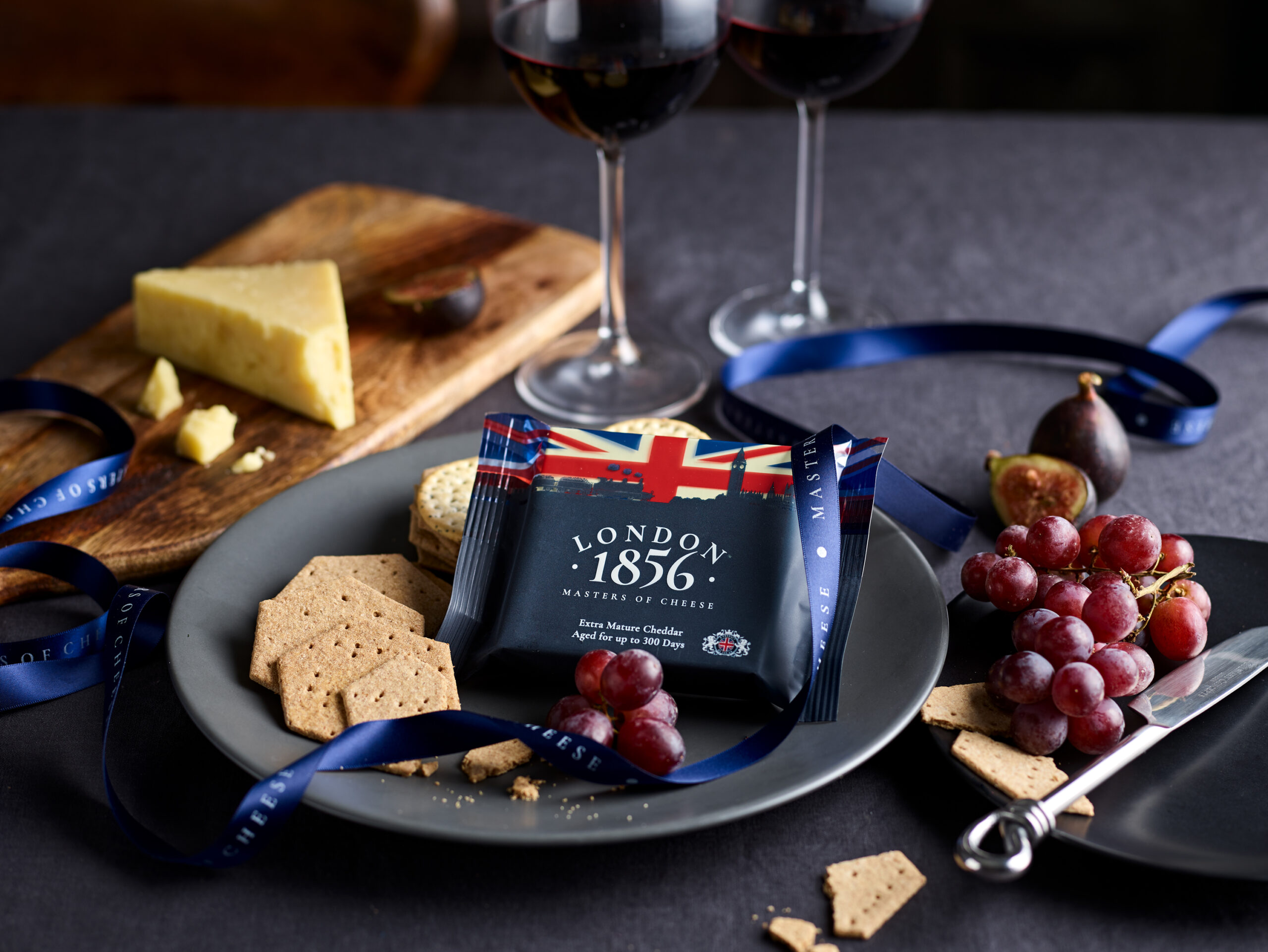 wkyes_londom95096 Wyke Farms Take a Global View with Launch of New Export Brand