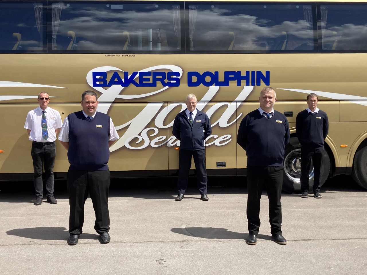 Bakers Dolphin drivers praised for supporting ambulance firm