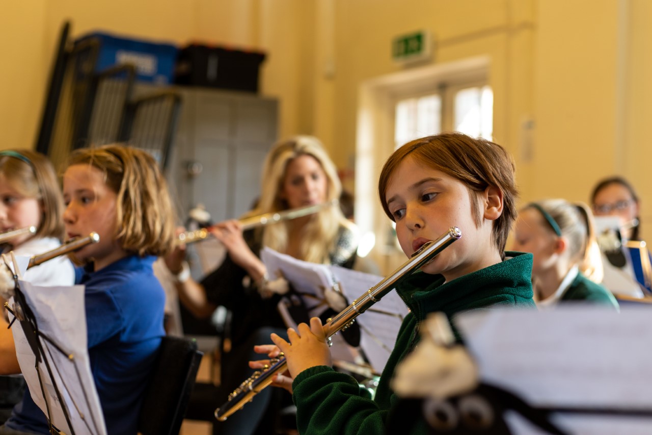 Bristol Beacon schools’ live singing event on 29 June for Sing Up Day : We can be Heroes!