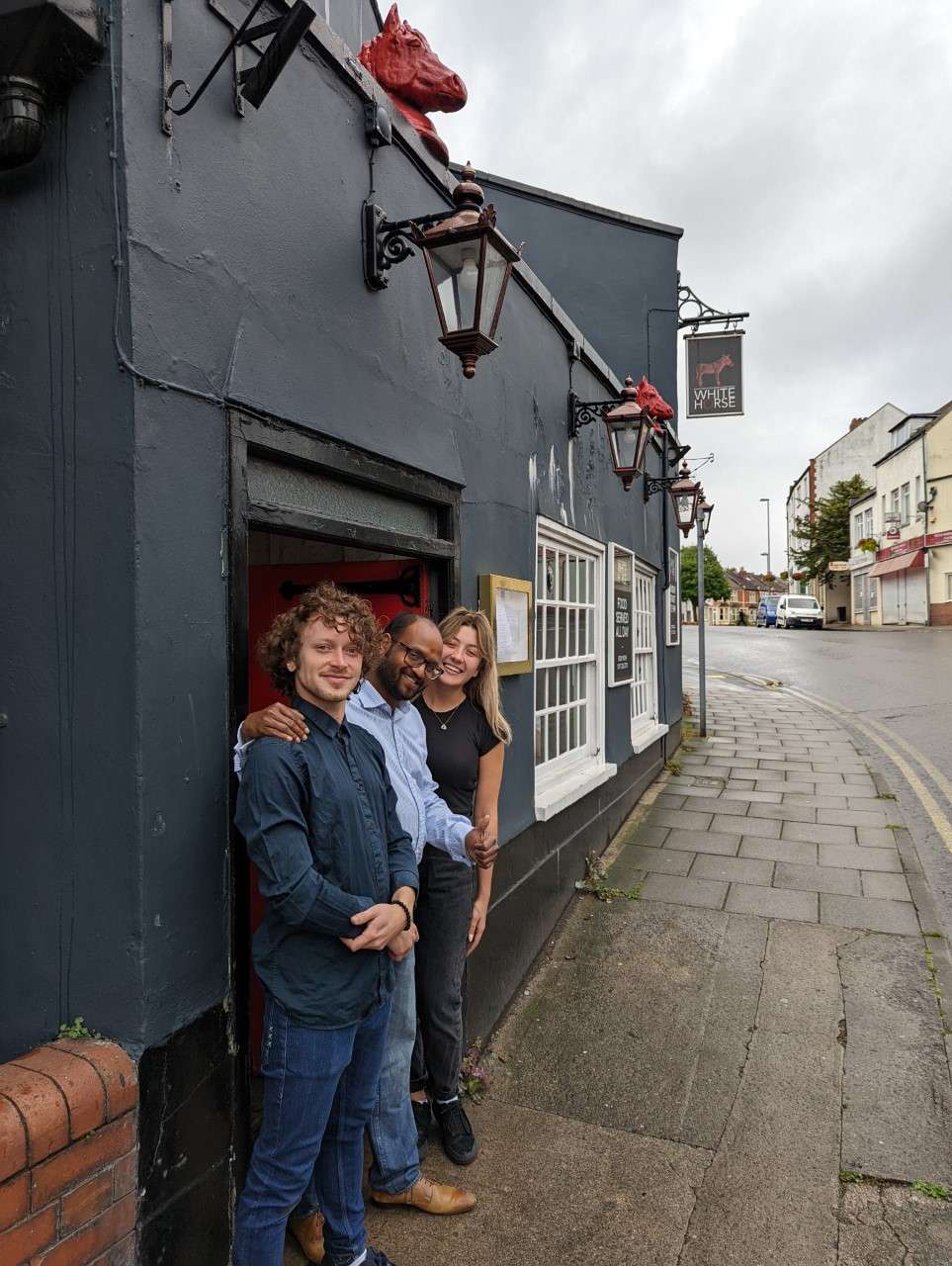 THE WHITE HORSE WESTBURY-ON-TRYM OPEN AGAIN