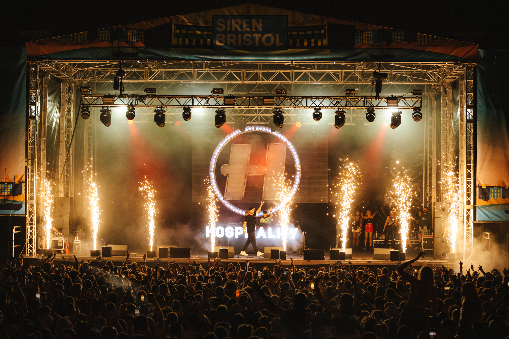 Heating up the Harbourside: Siren is back at the Amphitheatre