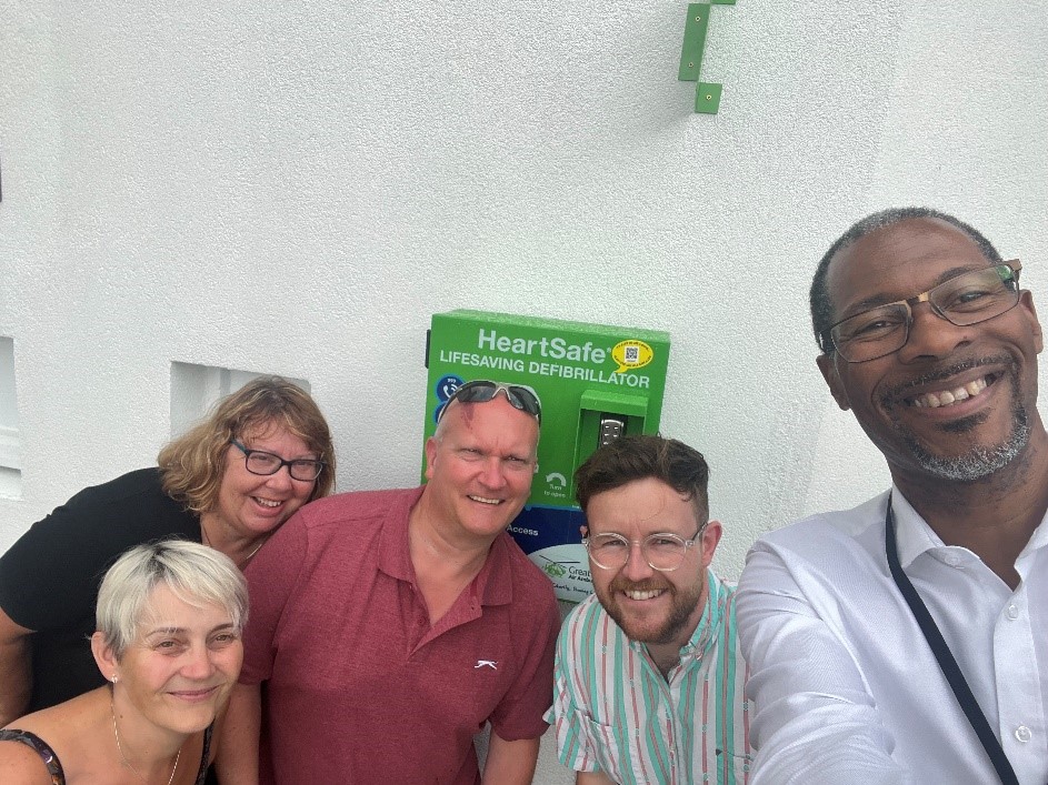 The Inns Court Community & Family Centre has installed a new defibrillator