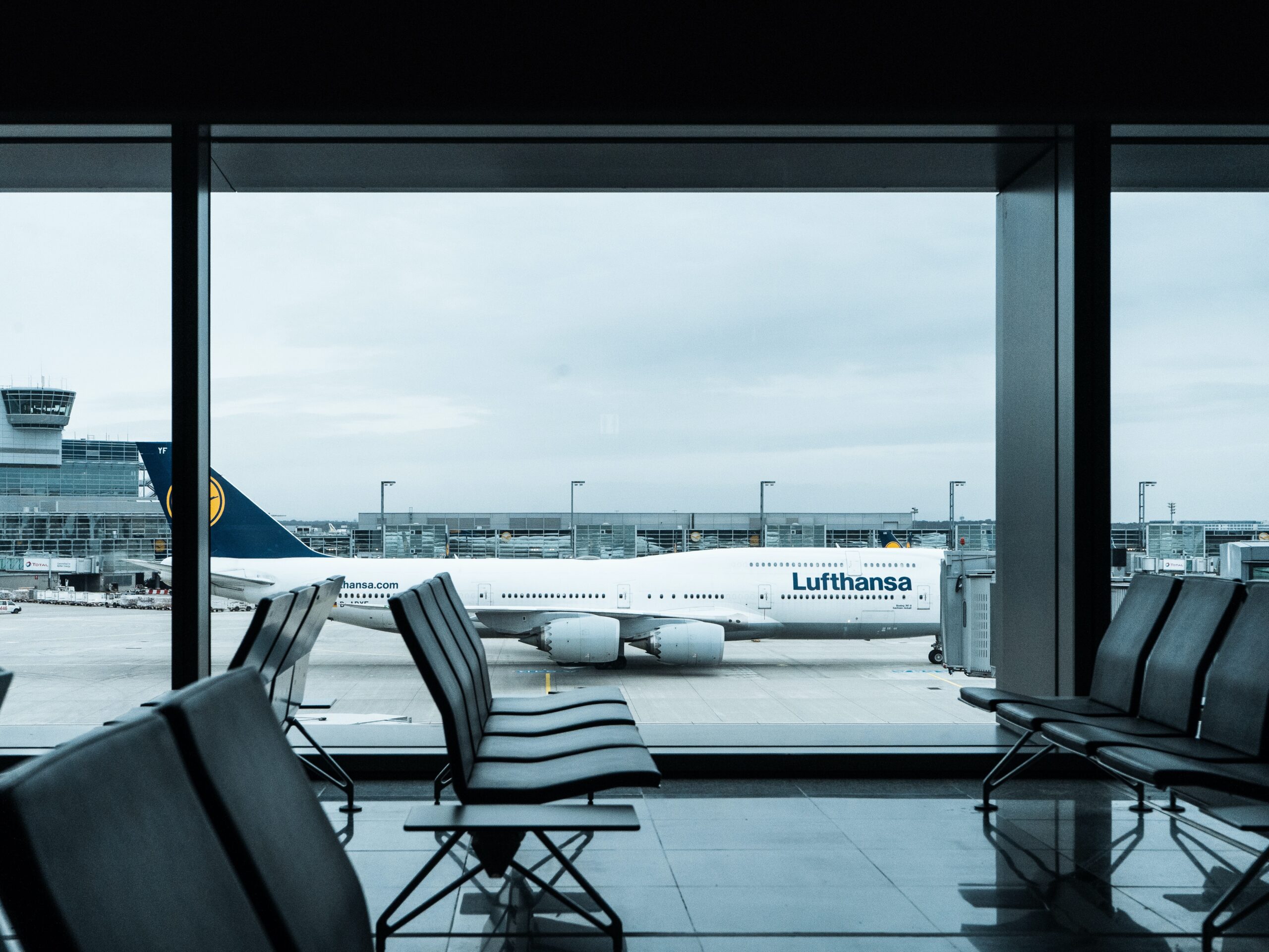 Holidaymakers from South West are more likely to drive to the airport