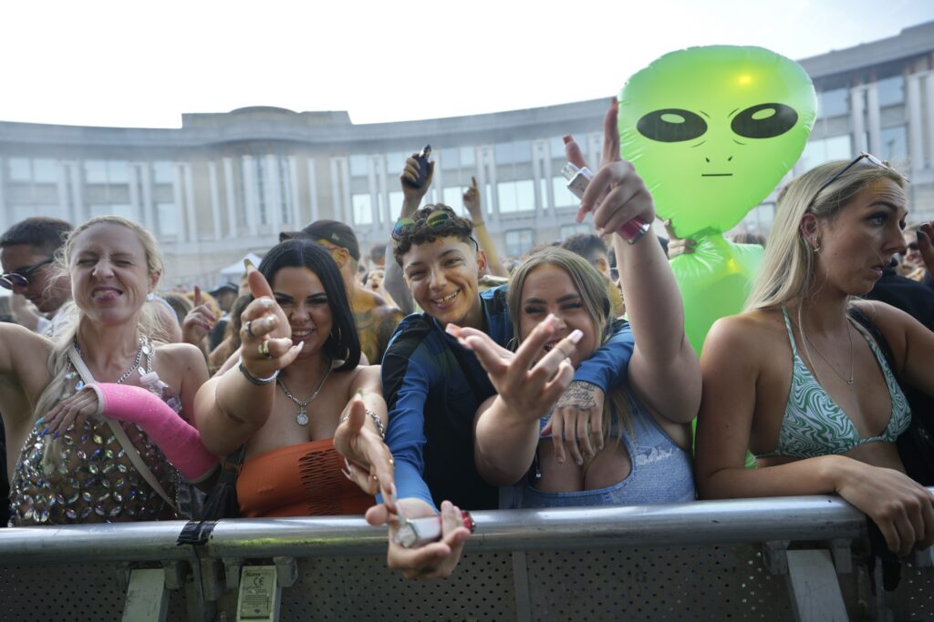 Round, round Bristol: Siren announces noughties megastars, Sugababes, as first headliner for 2024