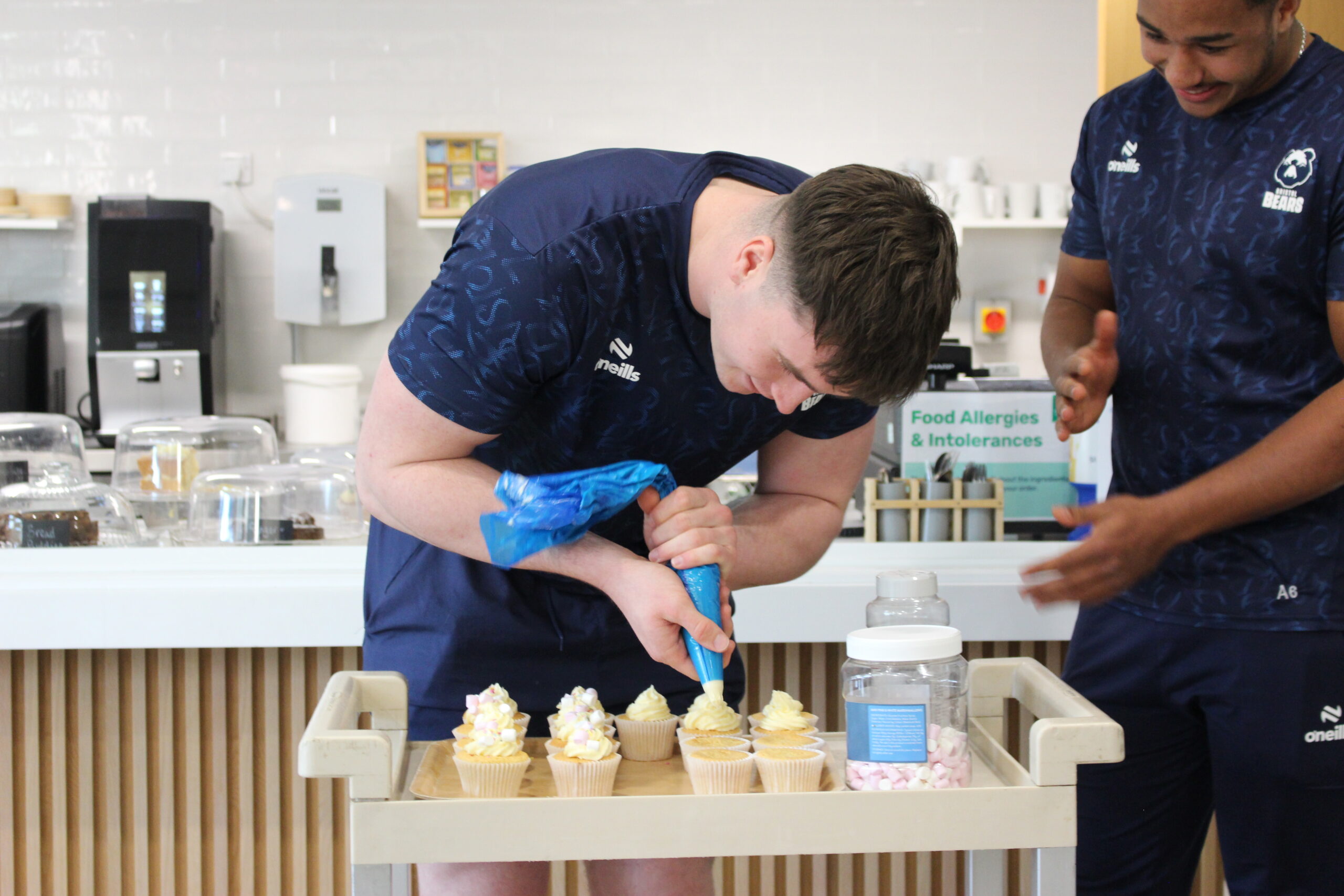 Bristol Bears bring joy to hospice patients and staff