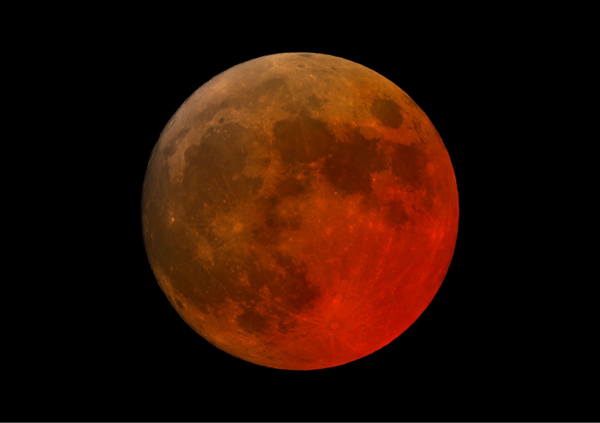 Blood Moon This Friday: Exact Timings & Best Viewing Spots in Bristol